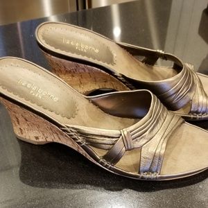 New Liz Claborne Flex heels 9